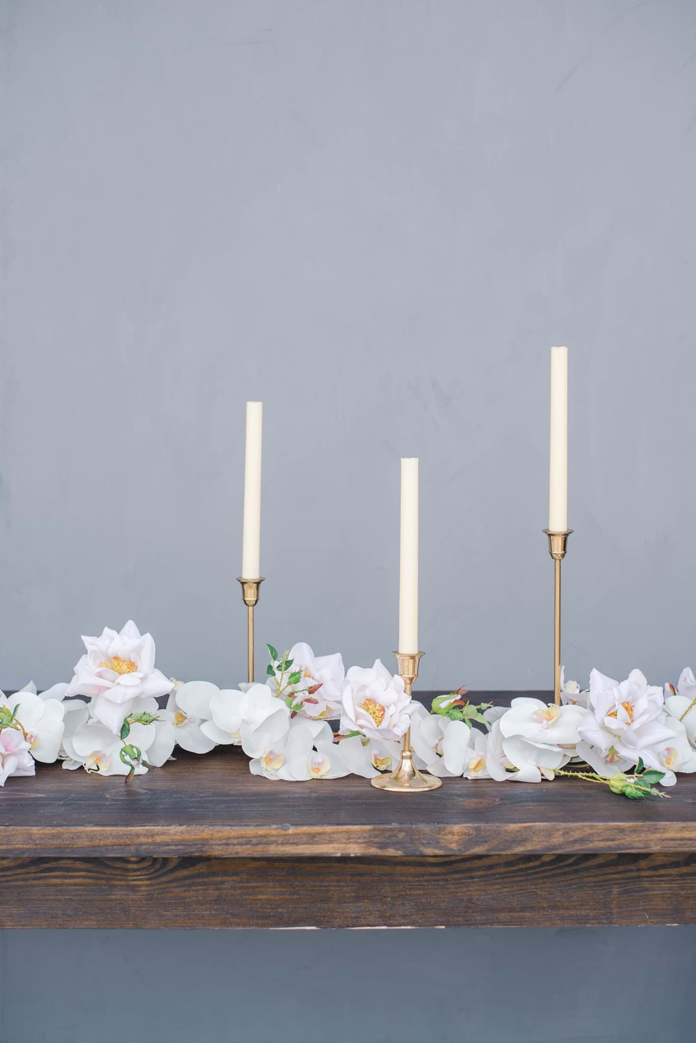 Picture of Classic Candlesticks Set of 3 (Gold)