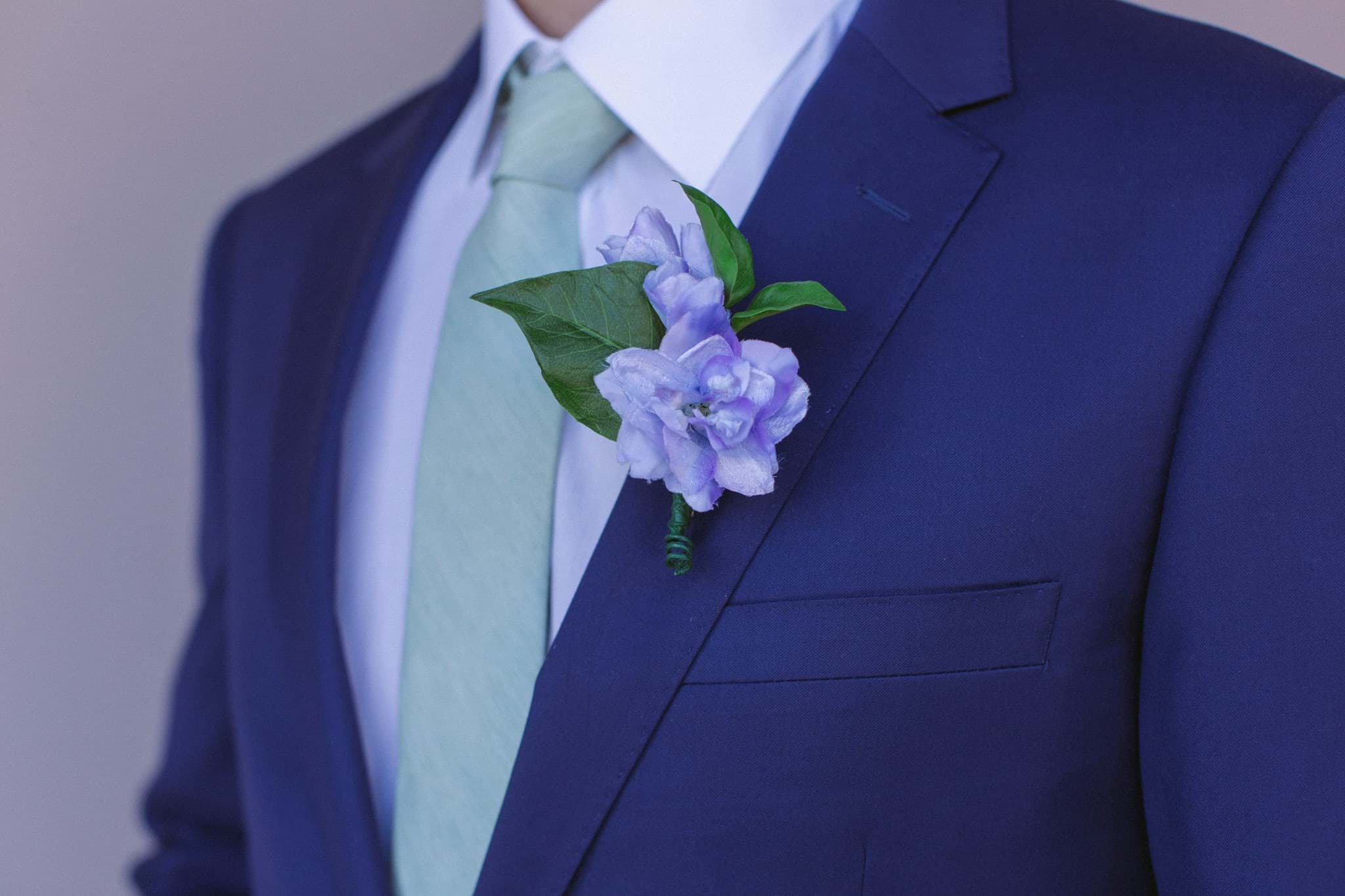 Picture of Millie Boutonniere (Delphinium) 