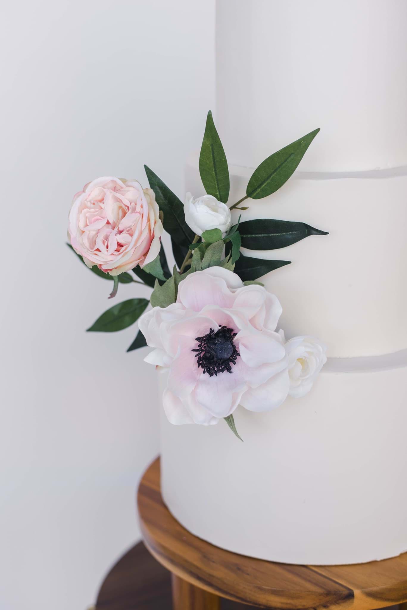 Picture of Charlotte Cake Cluster
