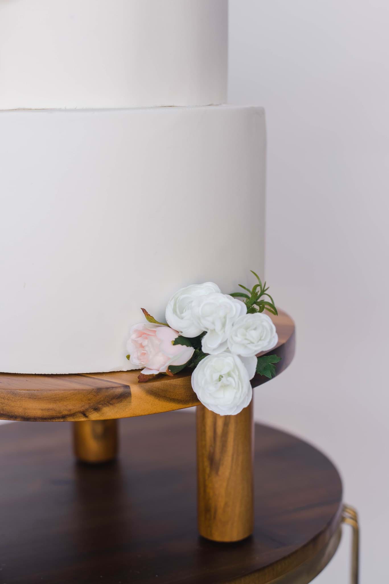 Picture of Olivia Cake Cluster