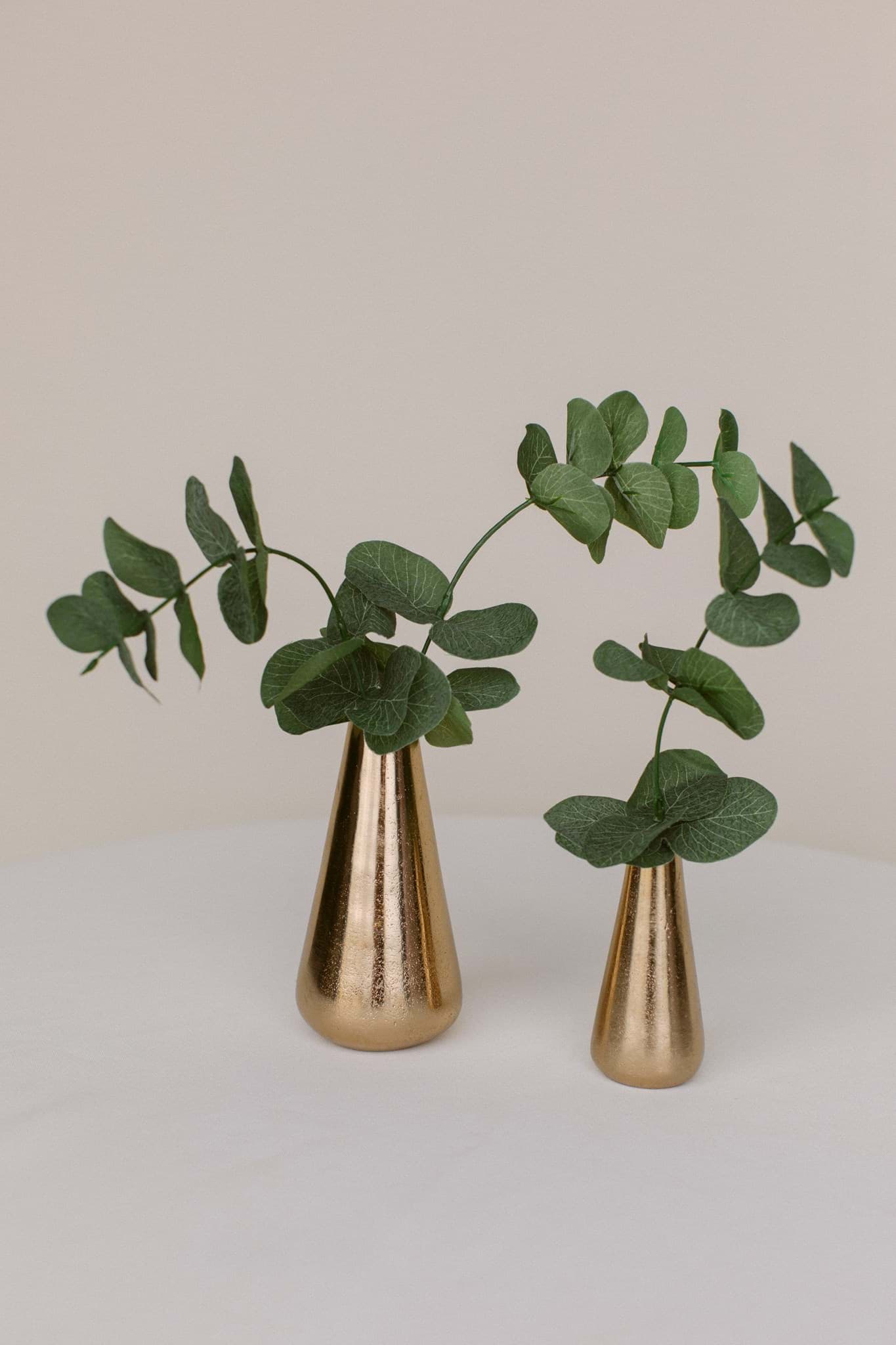 Picture of Copper Bud Vases (Set of 2)