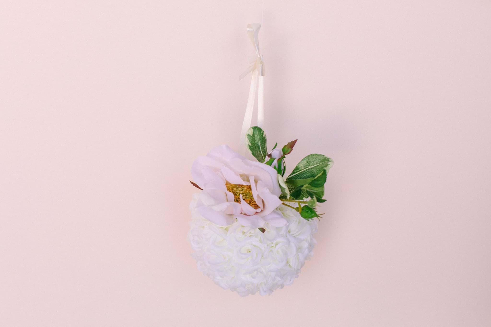 Picture of Bianca Pomander Ball